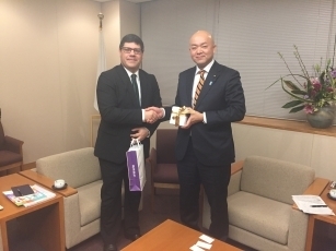 堀井学外務大臣政務官とブリリャンテ・ディアス・ポルトガル外務省国際化担当副大臣との会談