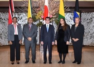 河野外務大臣主催カリコム諸国国連常駐代表との夕食会