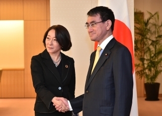 水鳥次期防災担当国連事務次長補兼事務総長特別代表による河野外務大臣表敬2