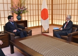 ローコック人道問題担当国連事務次長兼緊急援助調整官による河野外務大臣表敬2