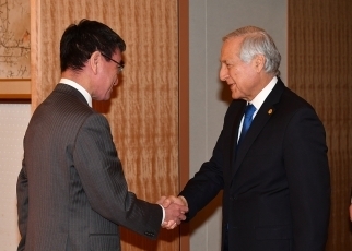 日・チリ外相会談1