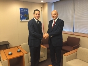 エル・フェルダウス・モロッコ産業・投資・貿易・デジタル経済大臣付投資担当閣外大臣による堀井学外務大臣政務官表敬1