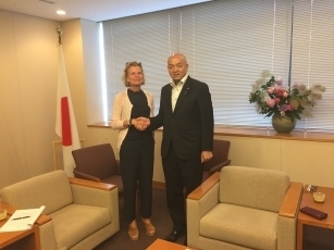 レグネール国連女性機関(UN Women)事務局次長による堀井学外務大臣政務官表敬1