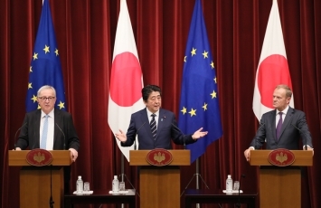 共同記者会見（写真提供：内閣広報室）