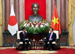 河野外務大臣によるクアン・ベトナム国家主席表敬