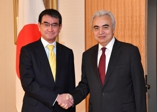 ビロル国際エネルギー機関事務局長による河野外務大臣表敬1