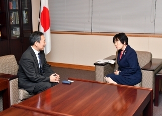 三次国連食糧農業機関林業局長による阿部外務副大臣表敬