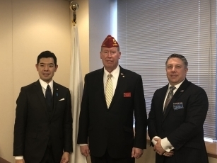 ライスタッド米国在郷軍人会代表一行による辻外務大臣政務官表敬3