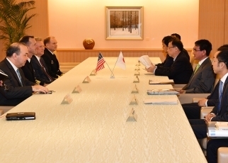 リチャードソン米海軍作戦部長による河野外務大臣表敬