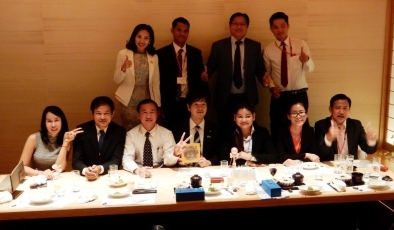 鈴木外務大臣政務官とカンボジア若手政治関係者招へい一行との夕食会