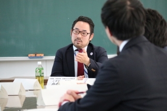 (写真2)高校講座の様子(草加南高等学校)