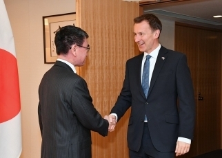 日英外相会談1