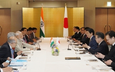 (写真2)日印首脳会談2