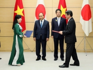 （写真12）アジア健康構想に関する覚書1（写真提供：内閣広報室）