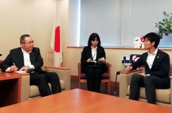 メコン河委員会(MRC)事務局長による鈴木外務大臣政務官表敬2