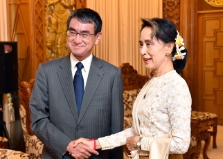 (写真4)アウン・サン・スー・チー国家最高顧問との会談