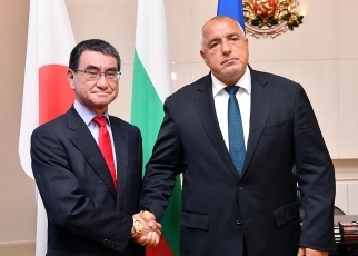 （写真1）河野大臣によるボリソフ・ブルガリア共和国首相表敬