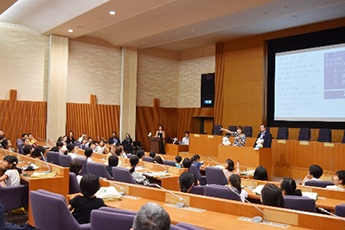 （写真8）会場の様子2