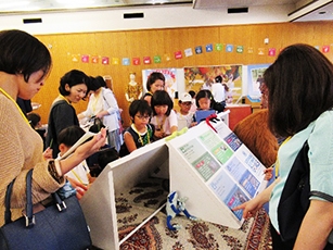 （写真16）SDGsクイズの展示