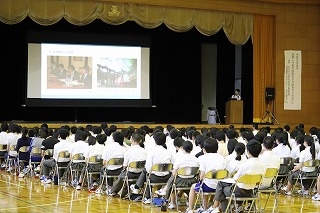 (写真2)高校講座の様子(兵庫県立大学附属高等学校)