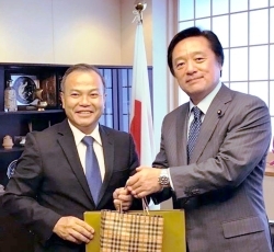 ナム駐日ベトナム大使による若宮外務副大臣表敬