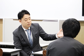 （写真5）分科会の様子（南山大学OB外務省員による体験談）