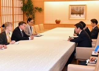 ヴァーデフール・ドイツ連邦議会キリスト教民主・社会同盟会派副院内総務による茂木外務大臣表敬2
