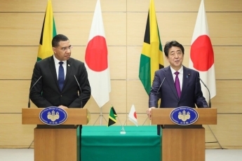 （写真9）共同記者発表（写真提供：内閣広報室）