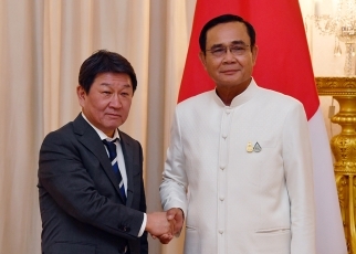 茂木外務大臣によるプラユット・ジャンオーチャー・タイ首相表敬