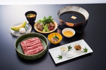 (写真3)上州和牛すき焼き