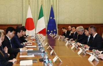 (写真4)日伊首脳会談(写真提供:内閣広報室)