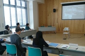 (写真9)福島県水産海洋研究センター視察の様子1