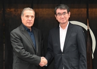 河野外務大臣主催ルデイネ・パレスチナ副首相兼情報相との昼食会1