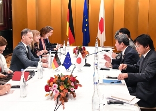 日独外相会談