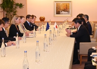 茂木外務大臣とモゲリーニ欧州連合(EU)外務・安全保障政策上級代表兼欧州委員会副委員長との会談(会談)