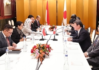 日・インドネシア外相会談