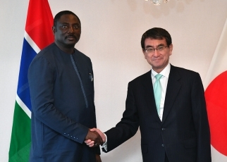 日・ガンビア外相会談2