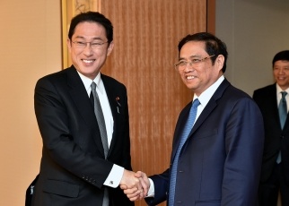 チン越日友好議員連盟会長による岸田外務大臣表敬1