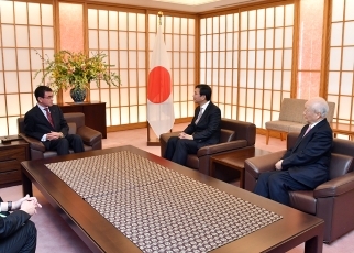 ペク国際海洋法裁判所所長による河野外務大臣表敬3
