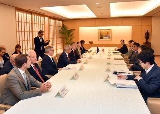 欧州議会国際貿易委員会議員団による河野外務大臣表敬