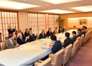 欧州議会国際貿易委員会議員団による河野外務大臣表敬