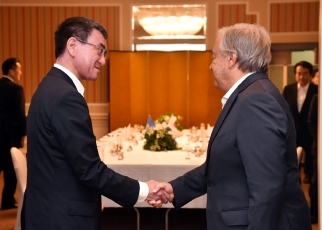 河野外務大臣とグテーレス国連事務総長との朝食会2