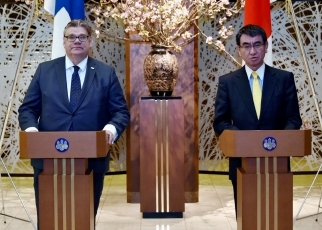 日・フィンランド外相会談1