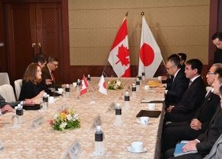 日・カナダ外相会談