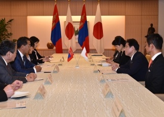 日・モンゴル外相会談2