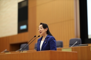 (写真2)開会挨拶の様子