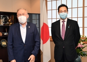 メルジャン駐日トルコ大使による鈴木外務副大臣表敬1