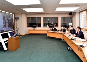 (写真1)会合の様子
