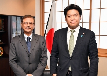 ヴァルマ駐日インド大使による鷲尾外務副大臣表敬1