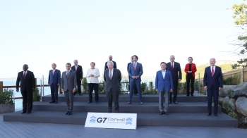 G7